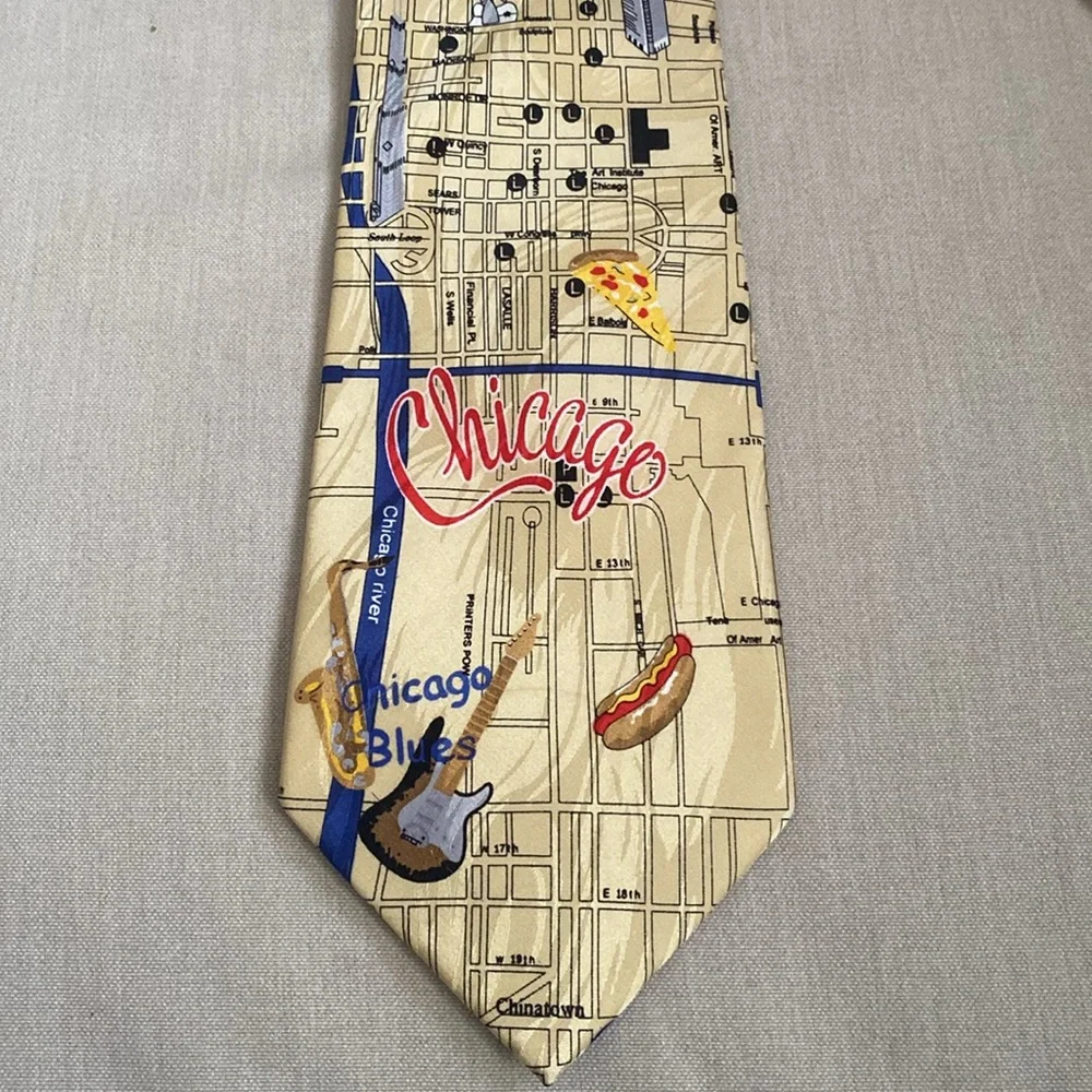 Museum Artifacts Chicago Map Novelty Necktie Silk Landmarks Pizza Hotdog Tie